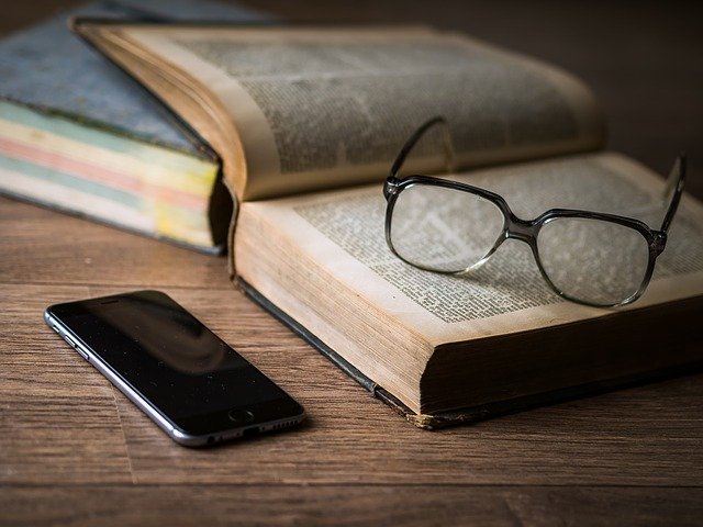 English Language Tests for Foreign Students in the UK